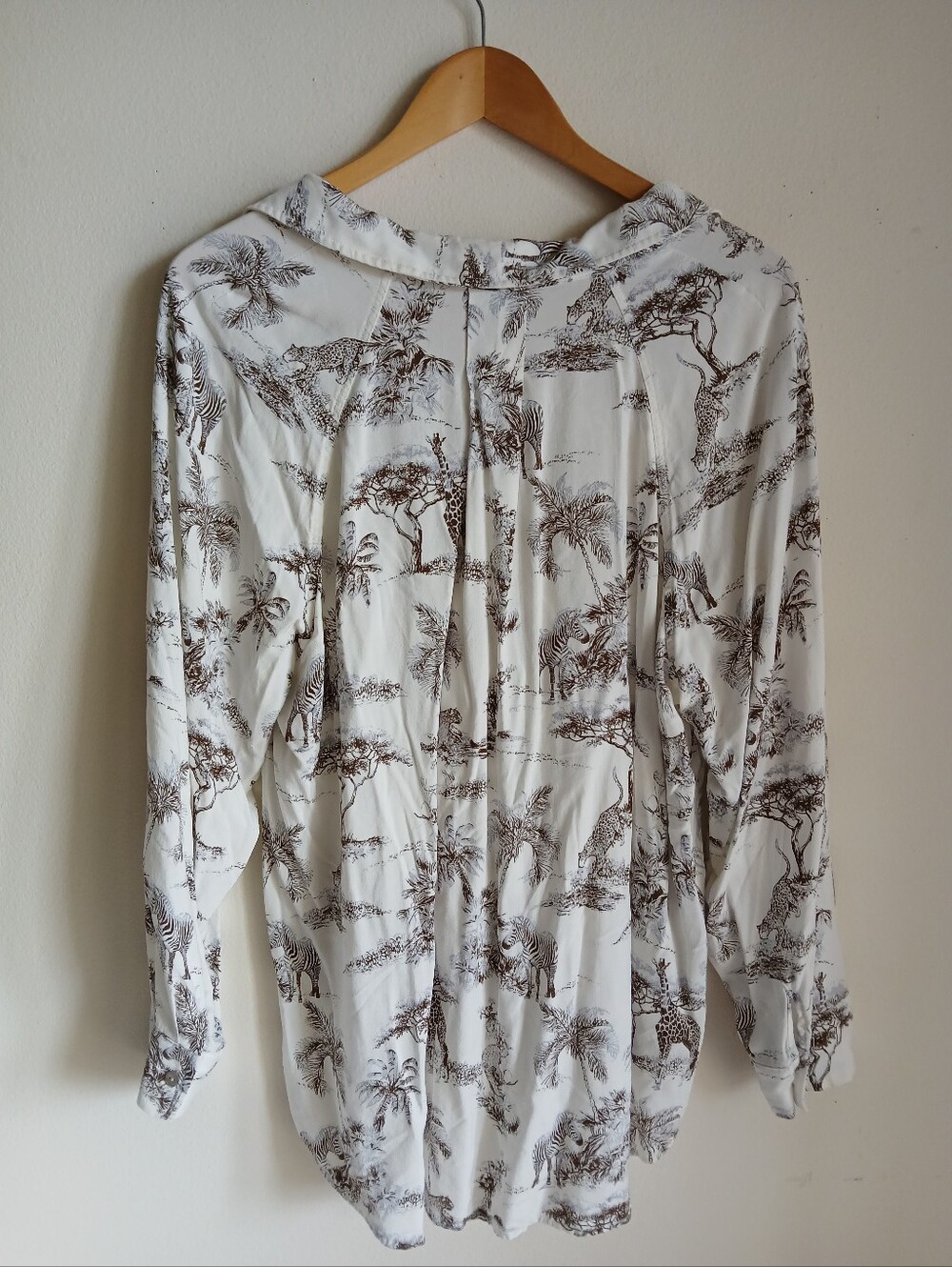 Stitch By Chenault Button Zebra Giraffe Lepoard Print Top Size XL